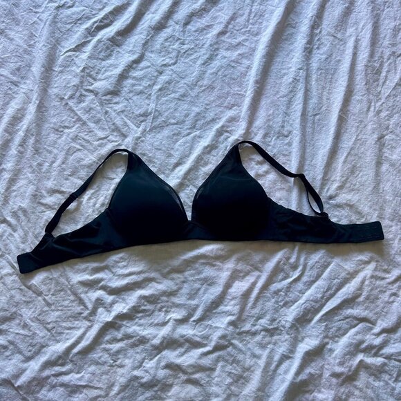 Lululemon Simply Sheer Bra Black 34C – Soft, Stretchy, Breathable - Picture 5 of 10